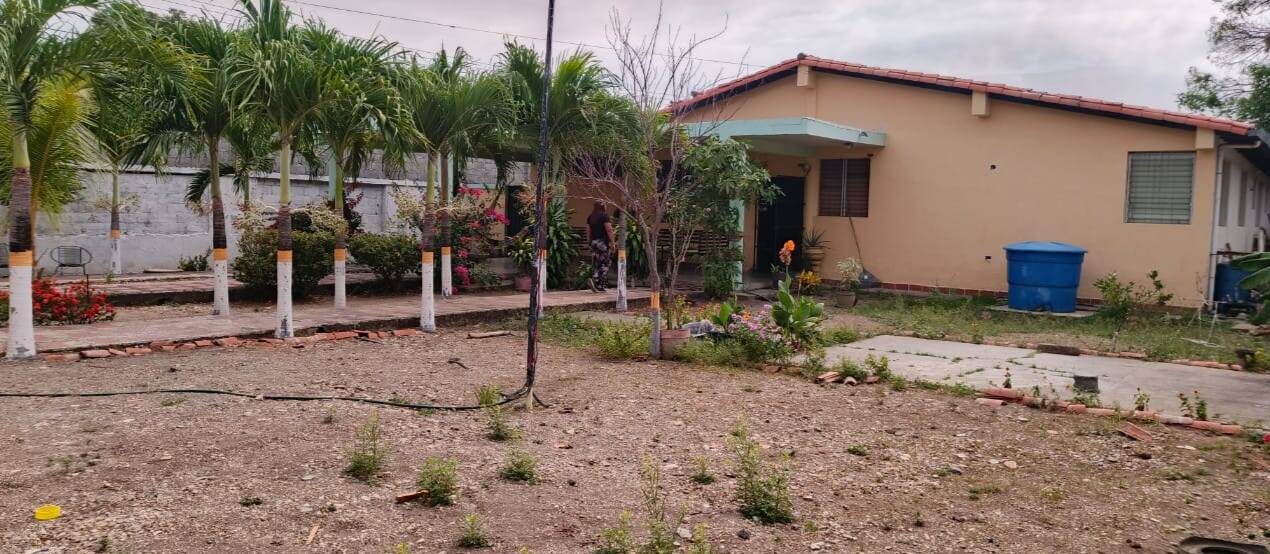 #9141 - CASA COMERCIAL para Venta en Acarigua - P