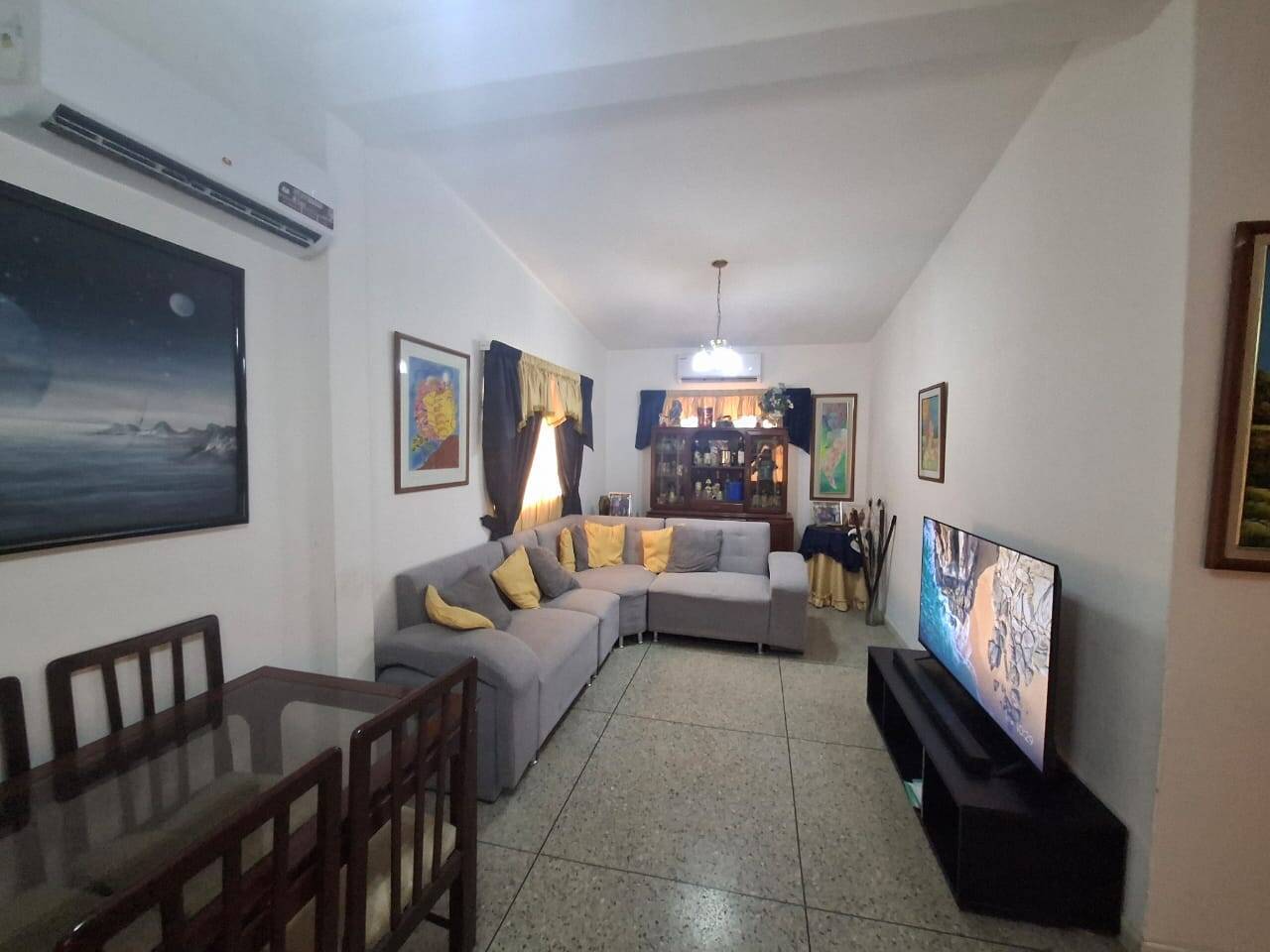 #9168 - CASA para Venta en Cabimas - V