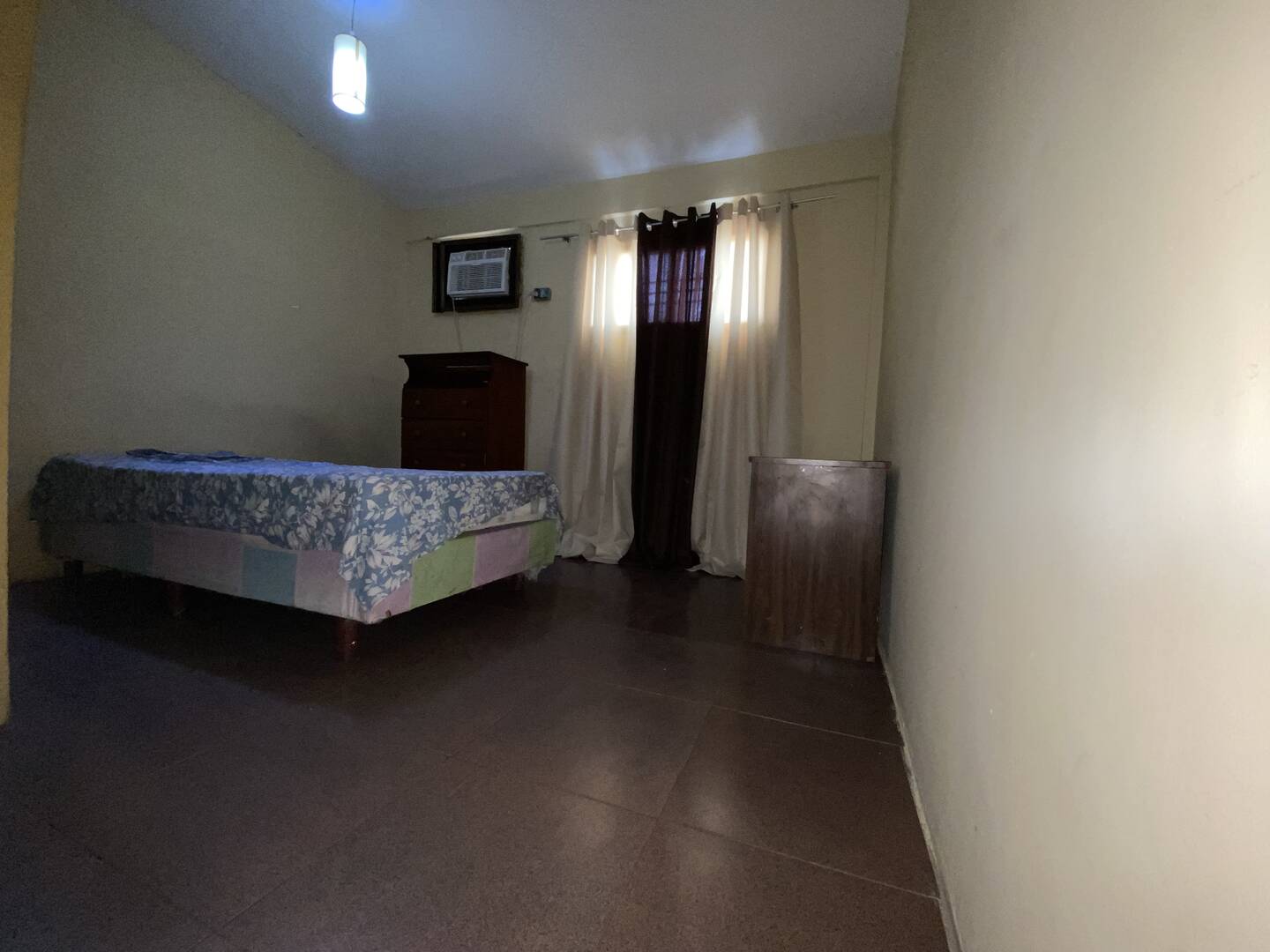 #8057 - HABITACIÓN para Alquiler en Maracaibo - V