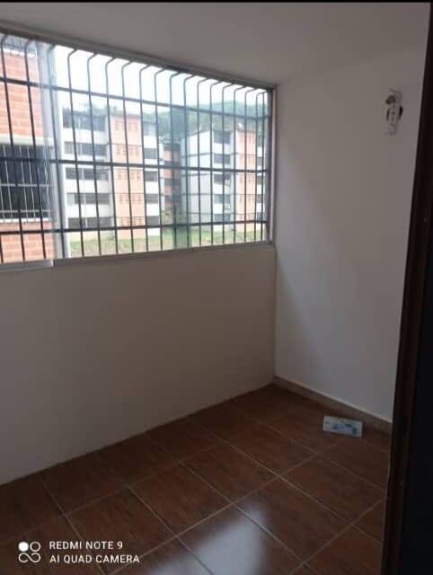 #9400 - APARTAMENTO para Venta en Guarenas - M