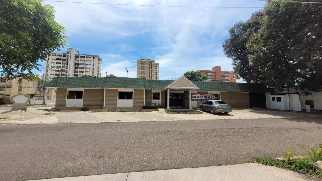 #9515 - CASA COMERCIAL para Venta en Maracaibo - V