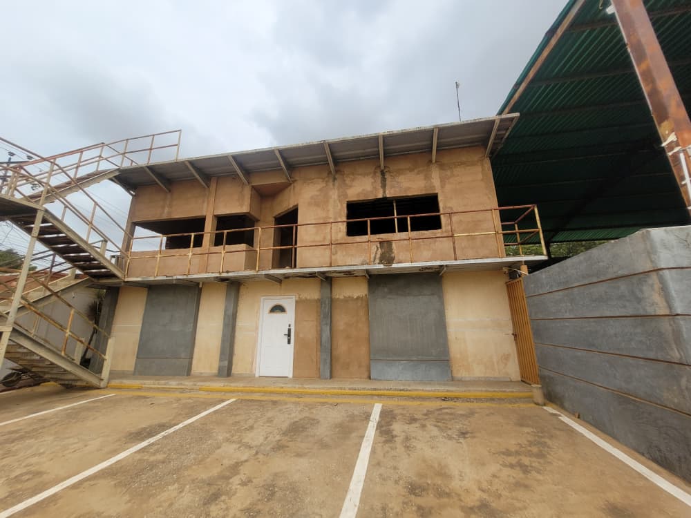 FACHADA OFICNAS