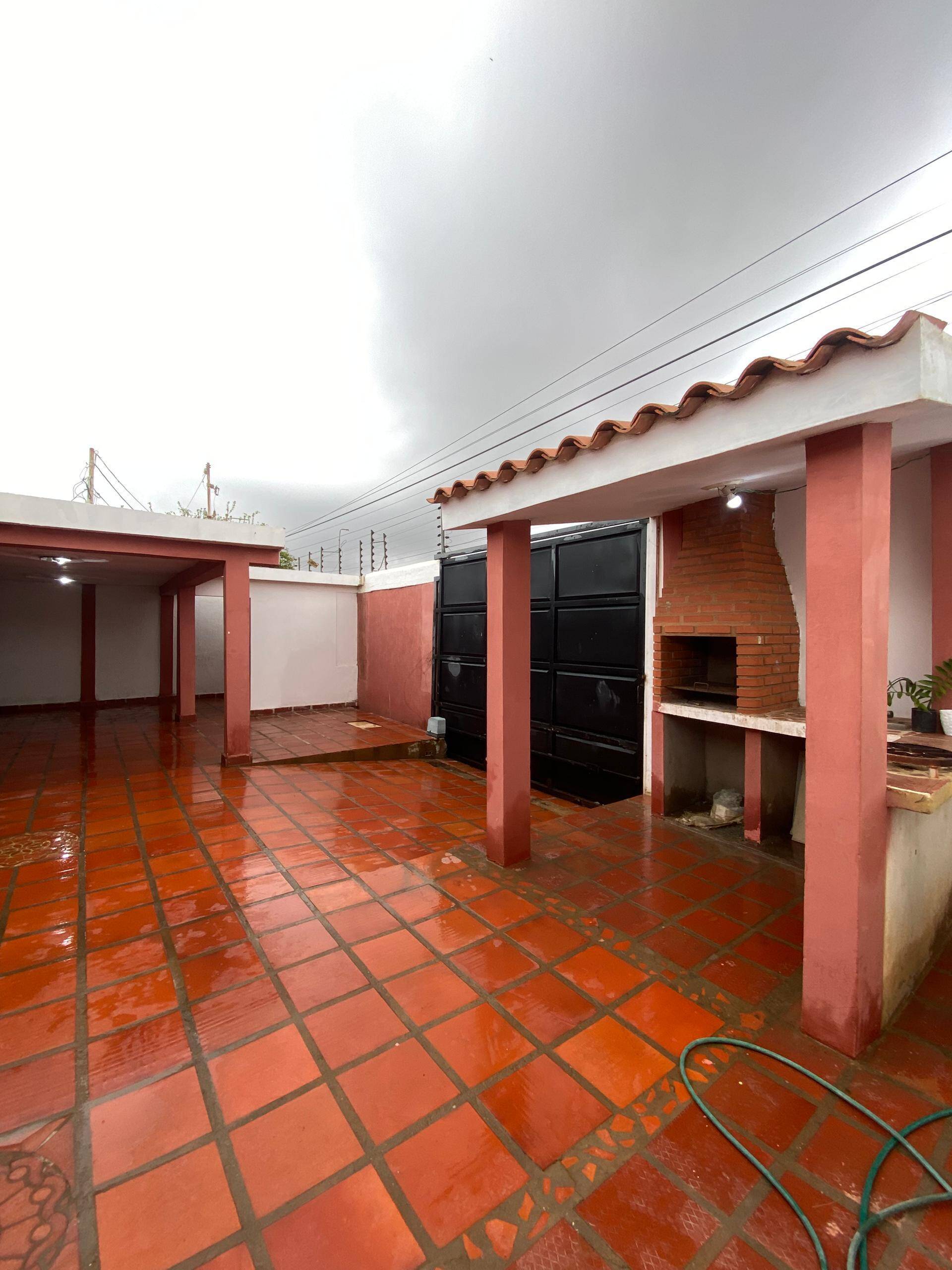 #9638 - CASA COMERCIAL para Venta en Maracaibo - V