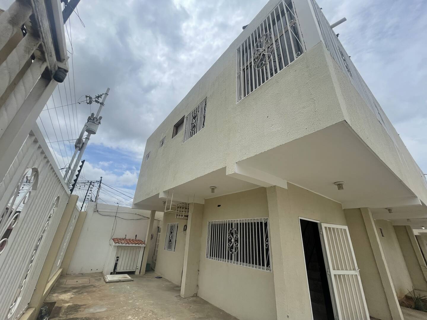 #9647 - CONJUNTO CERRADO para Venta en Maracaibo - V