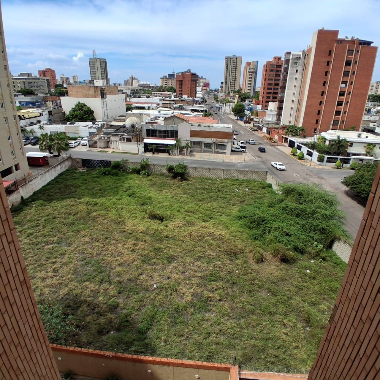 TERRENO ESQUINA