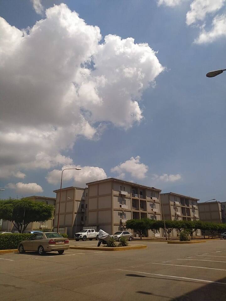 #9882 - APARTAMENTO para Venta en Maracaibo - V