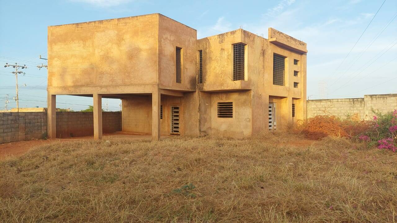 #9977 - CASA para Venta en Maracaibo - V