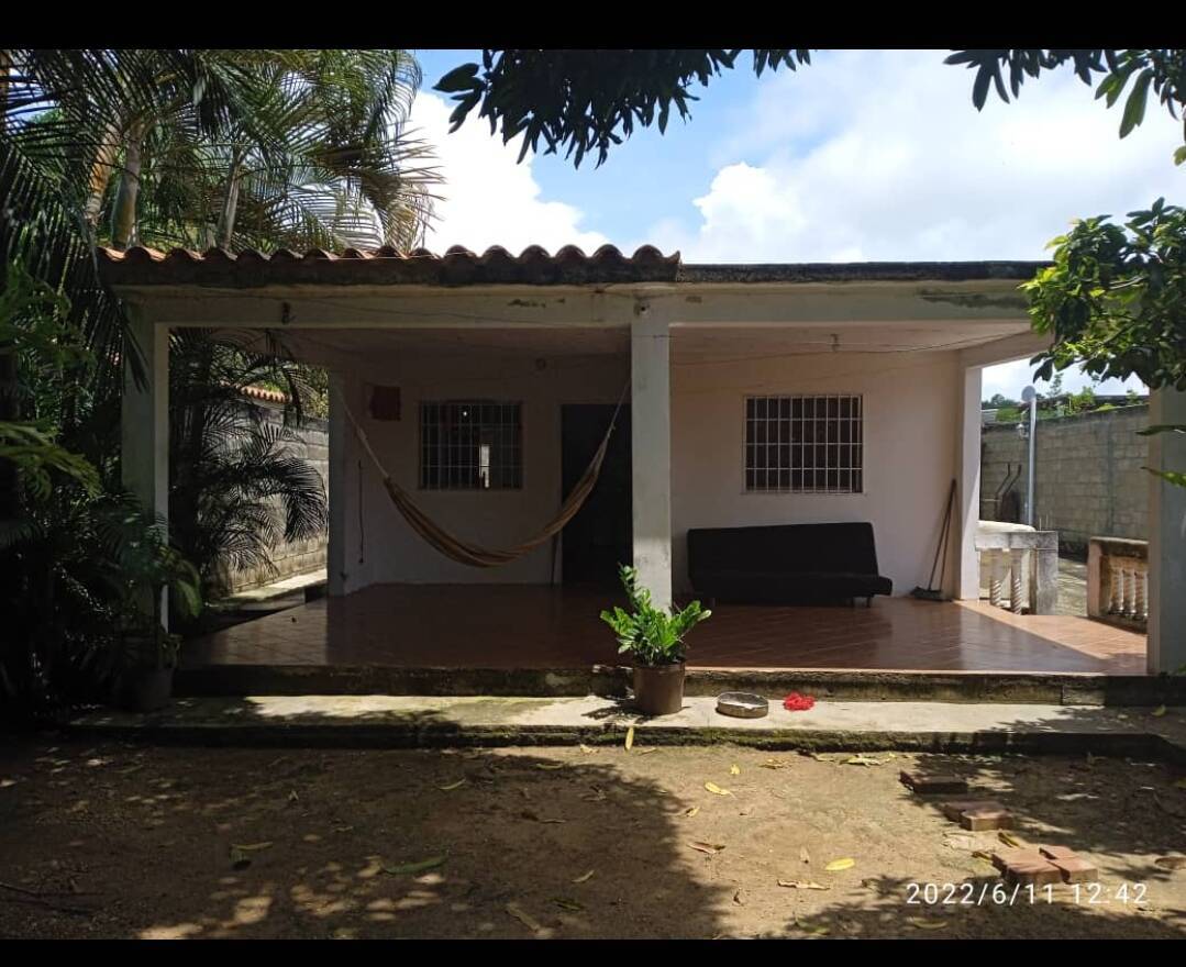 #10016 - CASA para Venta en Higuerote - M