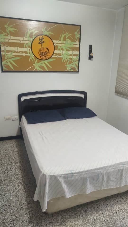 #10270 - HABITACIÓN para Venta en Caracas - A