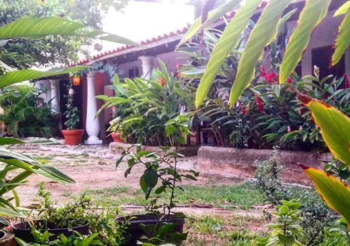 #7426 - POSADA para Venta en Maracay - D