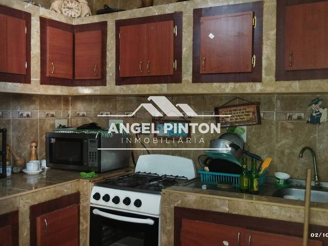 #8118 - HABITACIÓN para Alquiler en Maracaibo - V - 1