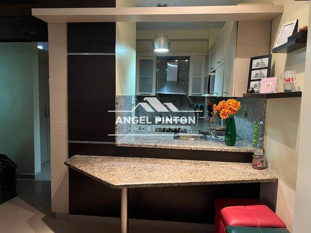 #8326 - APARTAMENTO para Alquiler en Maracaibo - V - 2