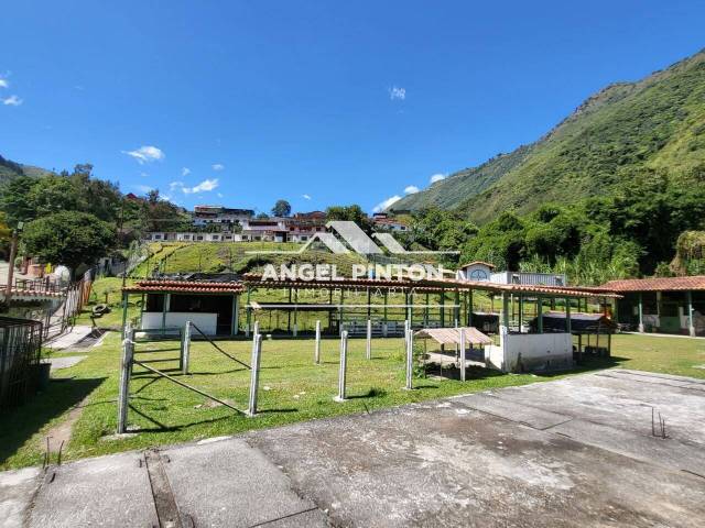 #8563 - HOTEL para Venta en La Puerta - T - 2