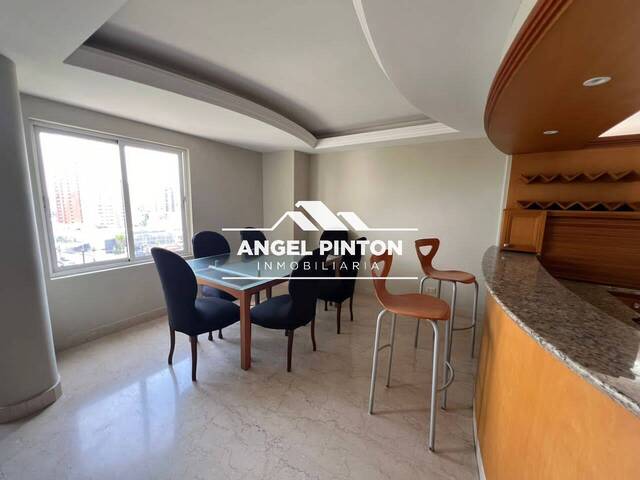 #8604 - APARTAMENTO para Alquiler en Maracaibo - V - 2
