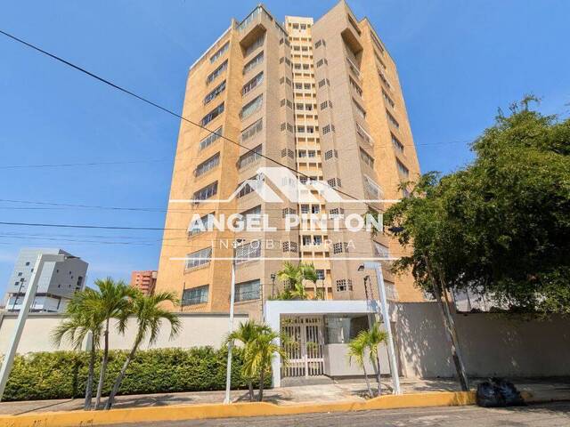 #8728 - APARTAMENTO para Alquiler en Maracaibo - V - 1
