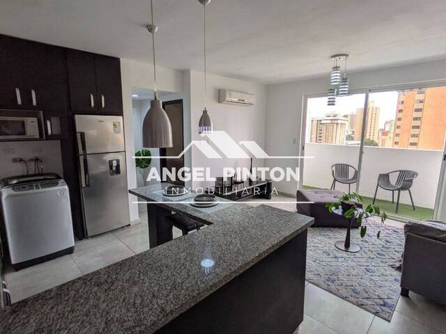 #8732 - APARTAMENTO para Alquiler en Maracaibo - V - 1