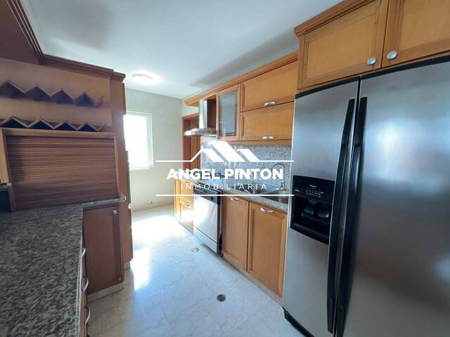 #8765 - APARTAMENTO para Alquiler en Maracaibo - V - 2