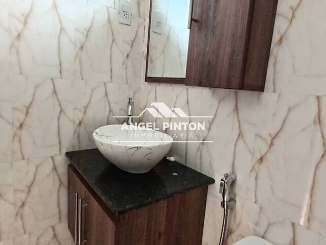 APARTAMENTO para Venta en Cabimas - 4