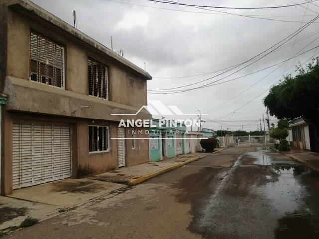 #9296 - CASA para Venta en Maracaibo - V - 1