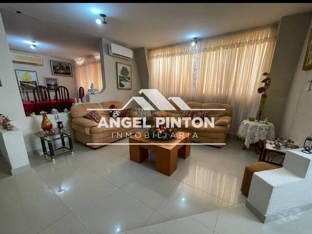#9805 - CASA para Venta en Maracaibo - V - 3