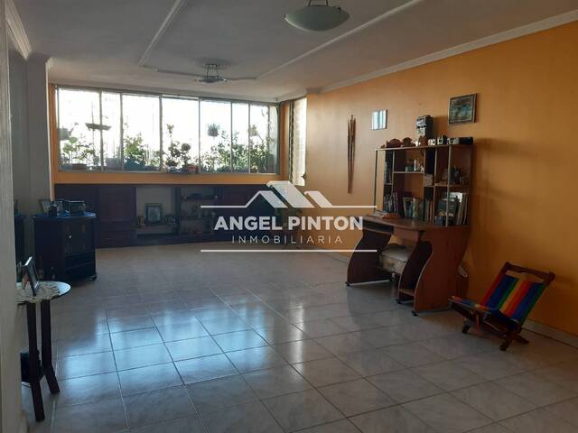 #1288 - APARTAMENTO para Venta en Maracaibo - V