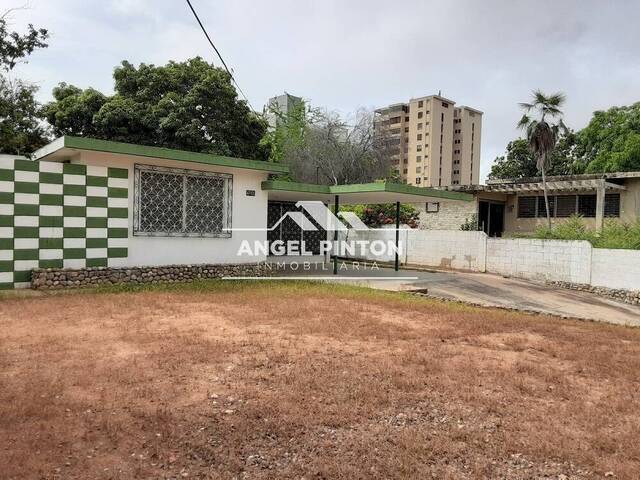 #1478 - CASA COMERCIAL para Venta en Maracaibo - V - 3