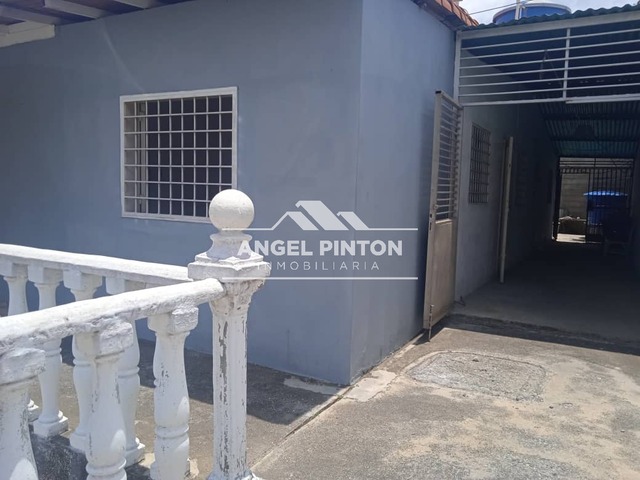 #1836 - CONJUNTO CERRADO para Venta en Barquisimeto - K - 1