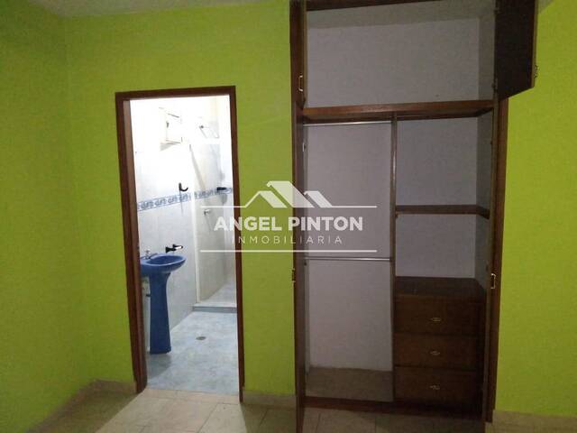 #2233 - APARTAMENTO para Alquiler en Ciudad Ojeda - V - 2