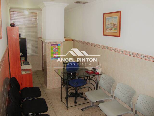 CONSULTORIO para Venta en Maracaibo - 2