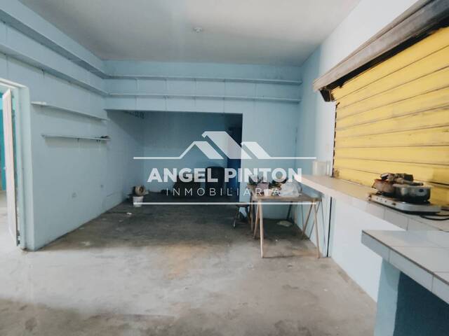 #2803 - CASA COMERCIAL para Venta en Maracaibo - V - 2