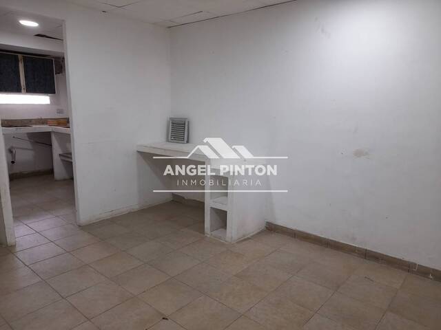 #5200 - LOCAL COMERCIAL para Alquiler en Caracas - A