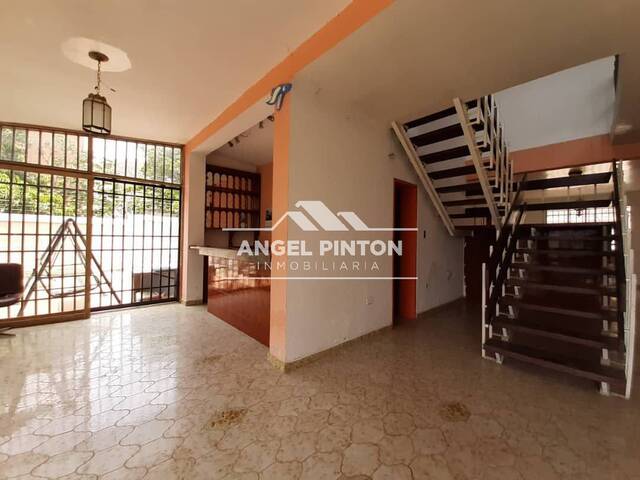 #5010 - CASA para Venta en Caracas - A