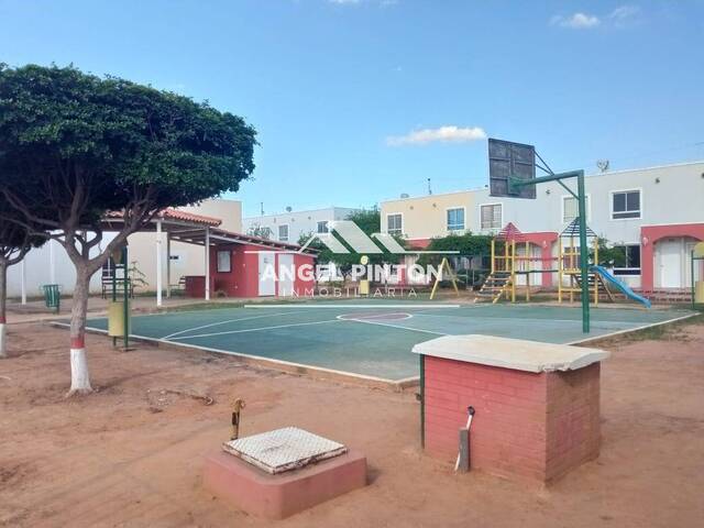 #3596 - CONJUNTO CERRADO para Venta en Maracaibo - V