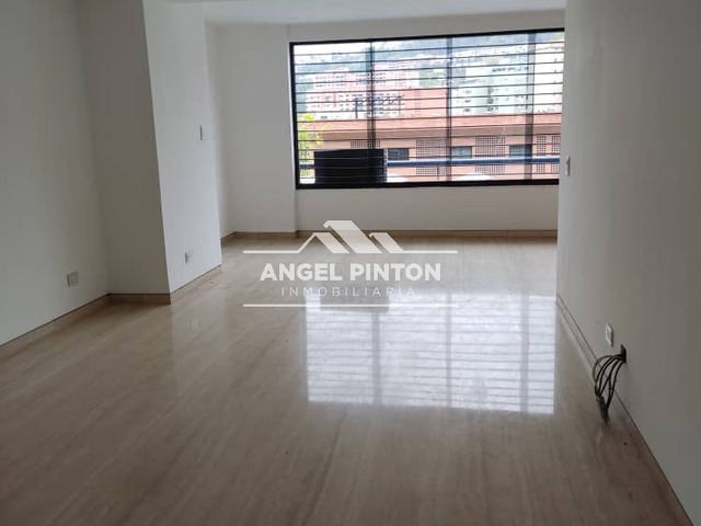 #5047 - APARTAMENTO para Alquiler en Caracas - A