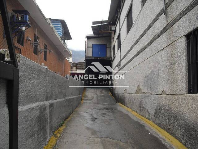#5195 - EDIFICIO COMERCIAL para Venta en Caracas - A - 1
