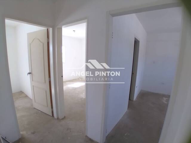 #3740 - APARTAMENTO para Venta en Ciudad Ojeda - V - 2