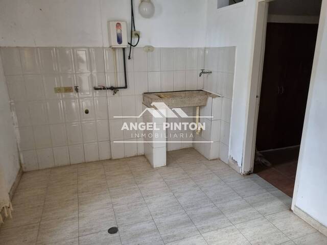#3765 - CONJUNTO CERRADO para Venta en Ciudad Ojeda - V - 3