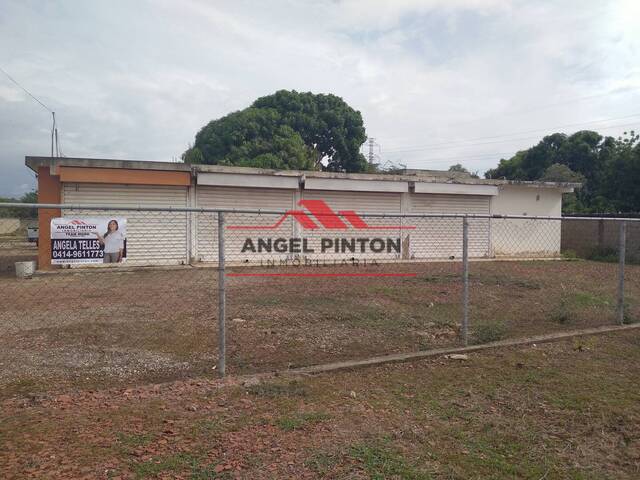 #4999 - LOCAL COMERCIAL para Venta en Ciudad Ojeda - V - 2
