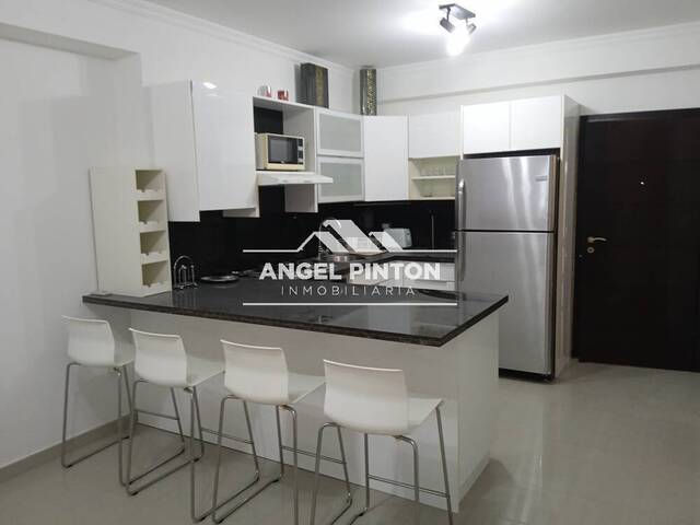 #4162 - APARTAMENTO para Alquiler en Maracaibo - V - 1