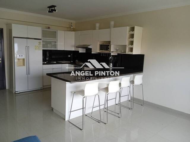 #4263 - APARTAMENTO para Alquiler en Maracaibo - V - 1