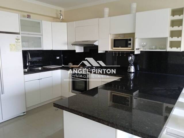 #4263 - APARTAMENTO para Alquiler en Maracaibo - V - 3