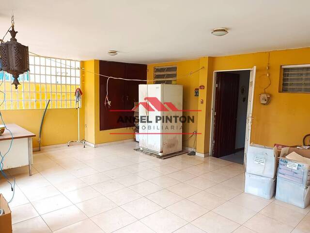 #4134 - CASA COMERCIAL para Venta en Maracaibo - V - 3