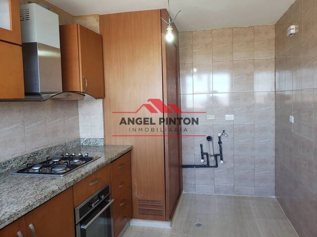 #4211 - APARTAMENTO para Venta en Maracaibo - V - 3