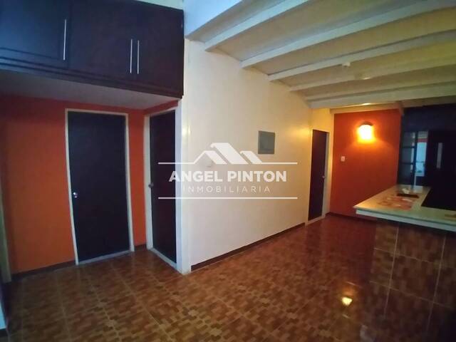 #4252 - CASA para Venta en Ciudad Ojeda - V - 2