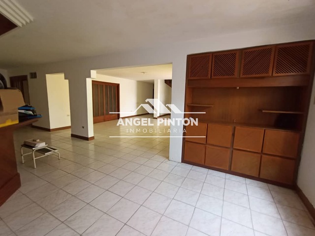 #4141 - CASA COMERCIAL para Venta en Maracaibo - V - 3