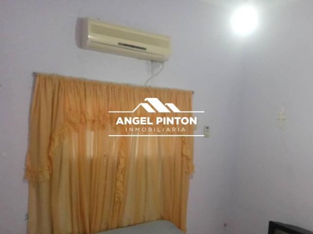 #4299 - CASA COMERCIAL para Venta en Maracaibo - V - 3