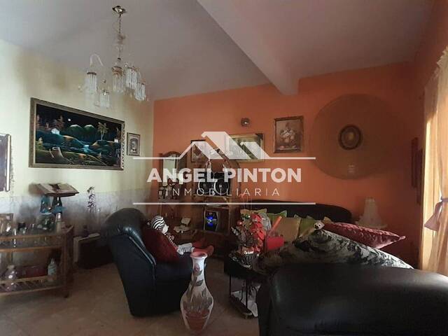#4396 - CASA COMERCIAL para Venta en Maracaibo - V - 2