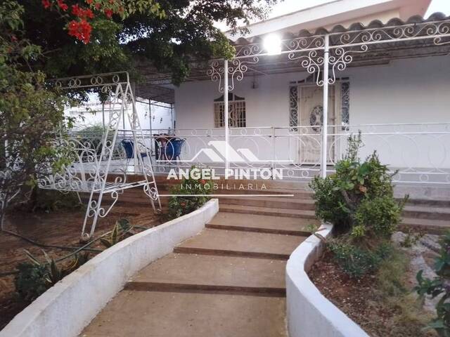 #4414 - CASA para Venta en Maracaibo - V - 2