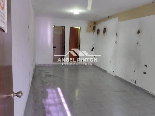 #4594 - LOCAL COMERCIAL para Venta en Maracaibo - V - 2