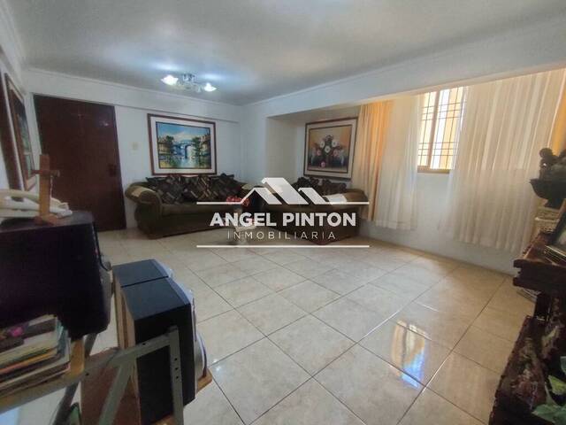 #4558 - APARTAMENTO para Venta en Maracaibo - V - 3